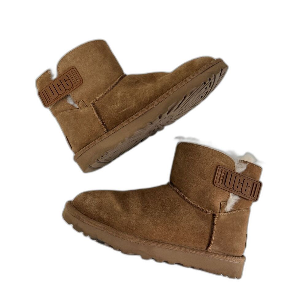 UGG Mini Bailey Logo Strap Boots Chestnut Suede Sheepskin Womens 7 1123621